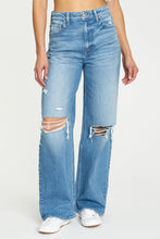 High rise “Ryder” baggy jeans.